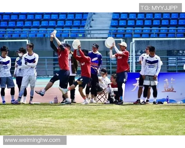 重庆飞盘队在极限运动世界杯积分榜中以50分稳居第一名展现强劲实力